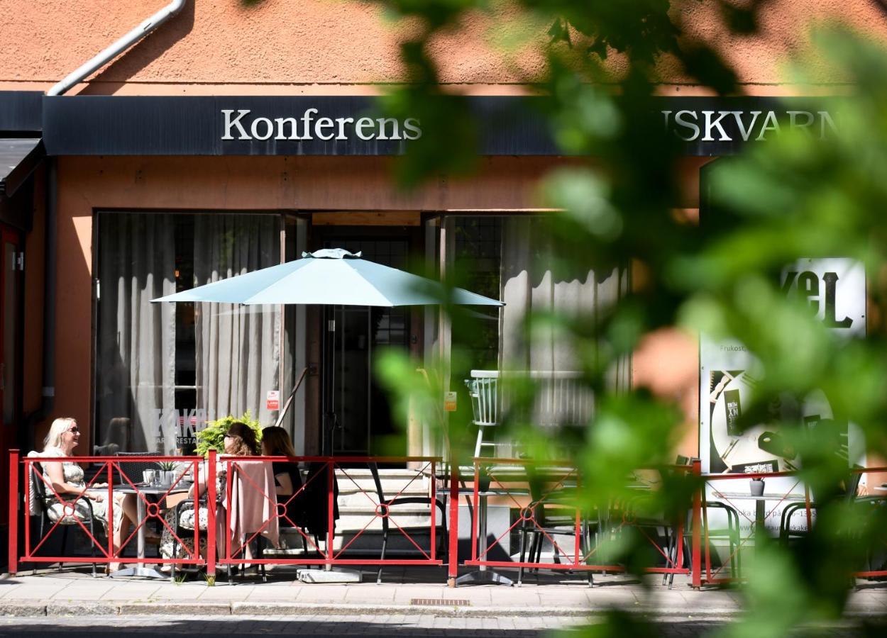 Huskvarna Stadshotell Bagian luar foto
