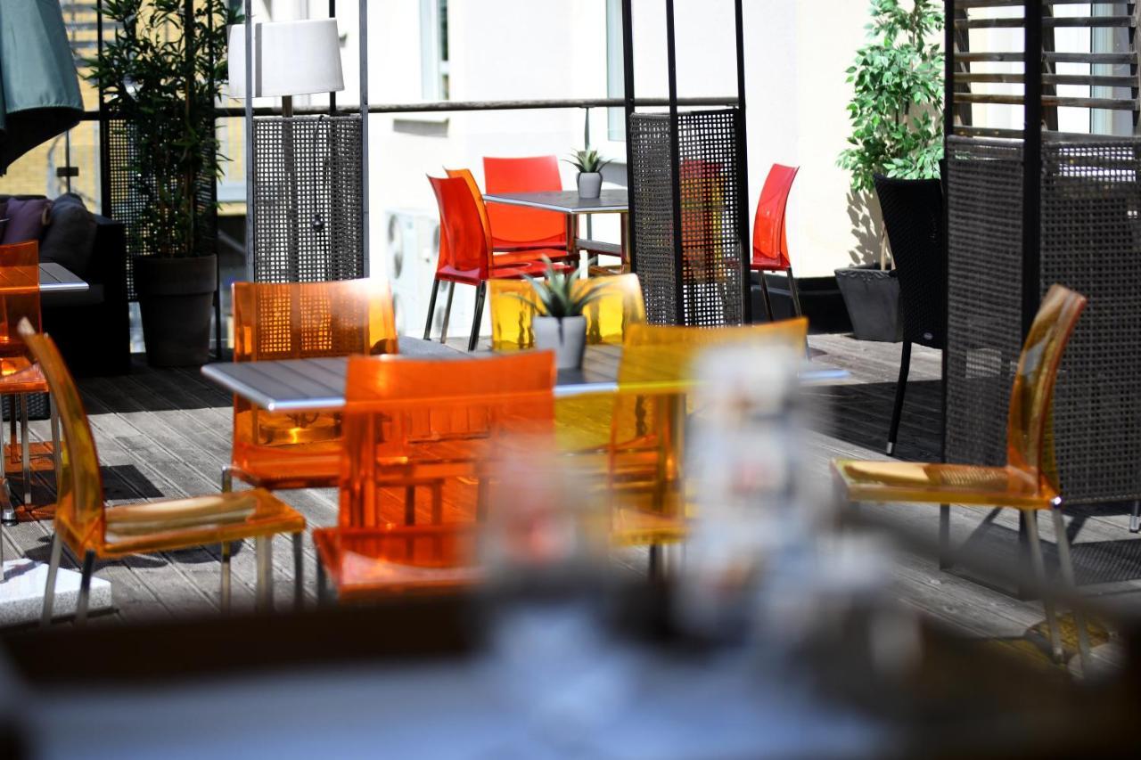 Huskvarna Stadshotell Bagian luar foto