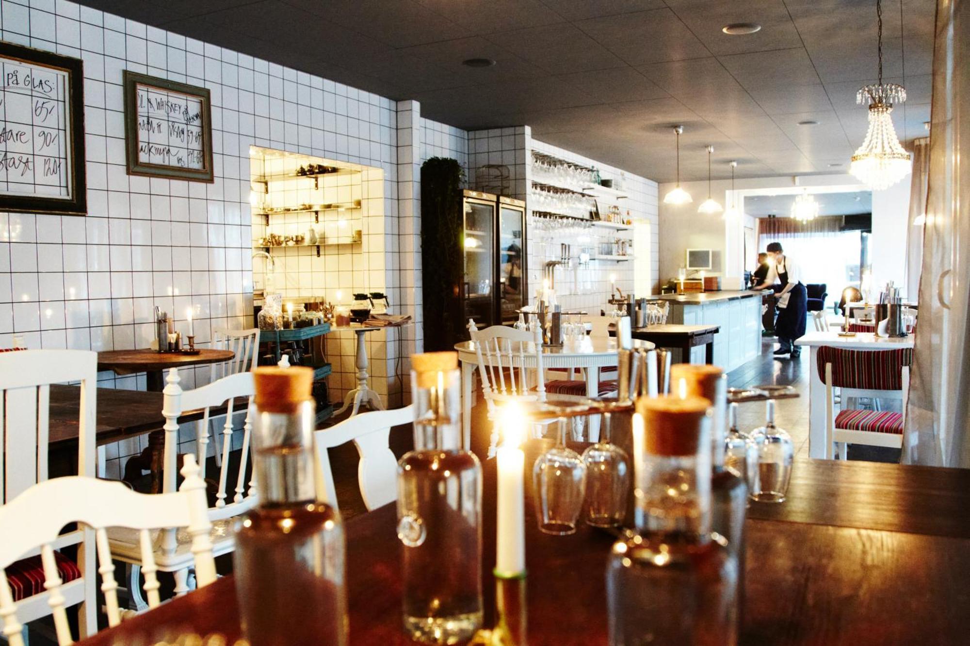 Huskvarna Stadshotell Restoran foto