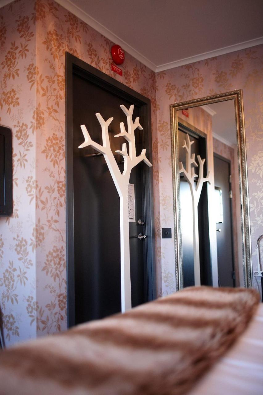 Huskvarna Stadshotell Bagian luar foto